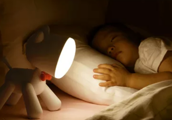 Hondje Nachtlamp voor kinderkamer. Hond tafellamp.