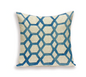 Kussenhoes Creme met blauwe ornament. Decoratieve kussensloop creme, blauw. Sierkussenhoes 45x45 stijl 1