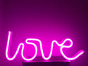 Neon licht nachtlamp LOVE.  Liefde lamp. Leuke cadeau voor dame of meisje. Neon roze lamp.
