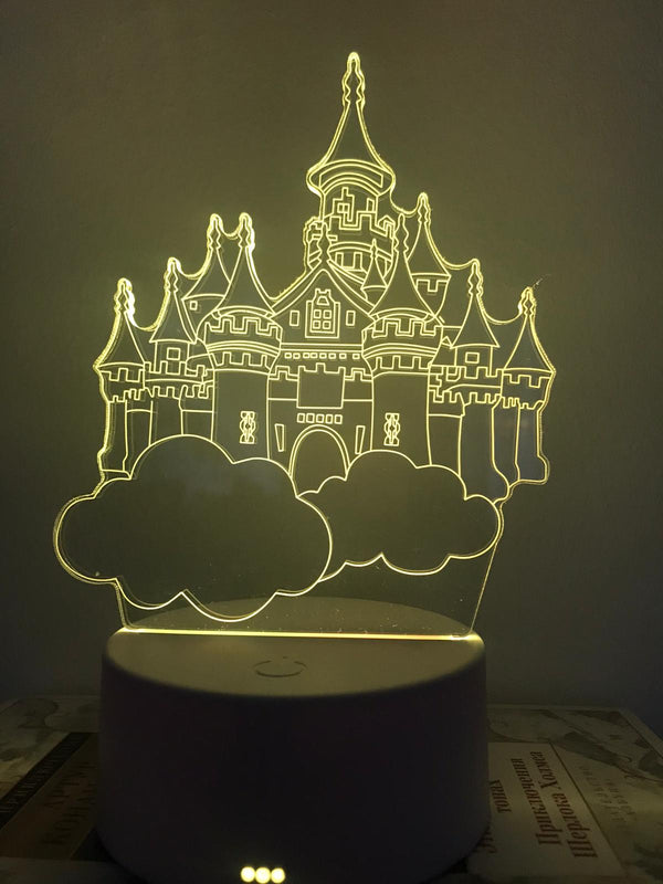 Nachtlampje voor kind in een vorm van Kasteel. Tafellampje/nachtlamp sprookjeskasteel op wolkjes. Kasteel lampje 7-kleurig